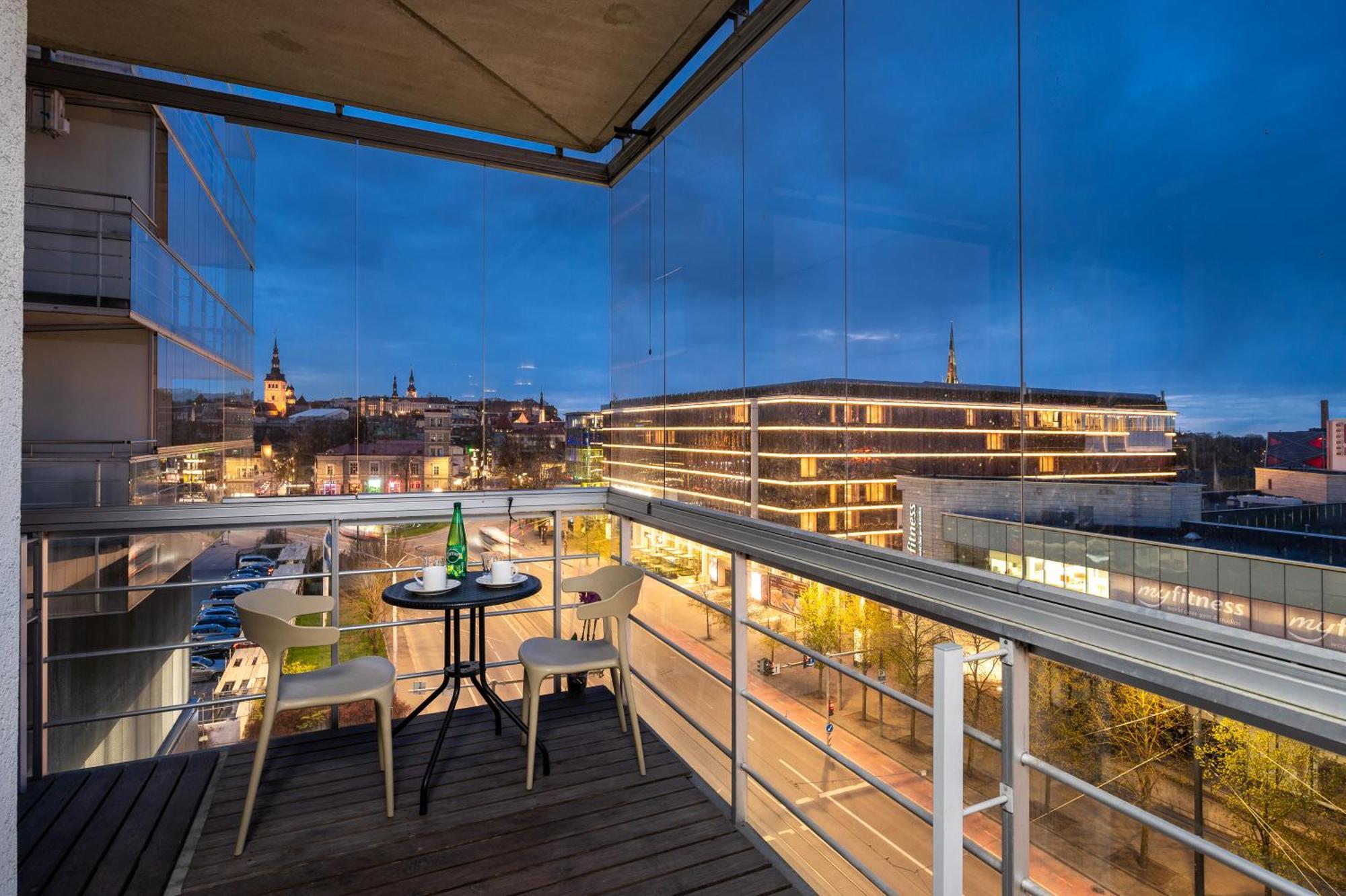 New Chic 2-Bed At Viru By Centralapartments Tallinn Exteriör bild
